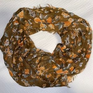 Beautiful infinity scarf